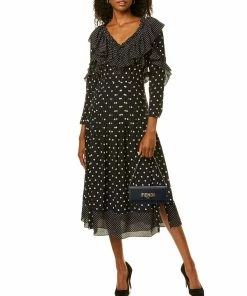 FENDI FF Leather Continental Wallet On Chain Women Wallets & Card Cases -Fendi Sales Store 1111497814 RLLZ 4