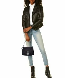 FENDI Black Leather Baguette (Authentic Pre-Owned) Women Shoulder Bags -Fendi Sales Store 1160359711 RLLZ 5