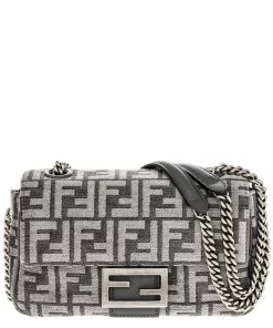 FENDI Baguette Chain Medium Shoulder Bag Women Shoulder Bags